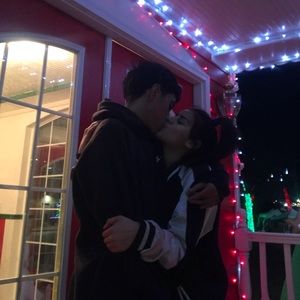 Meet your Posher, Esther